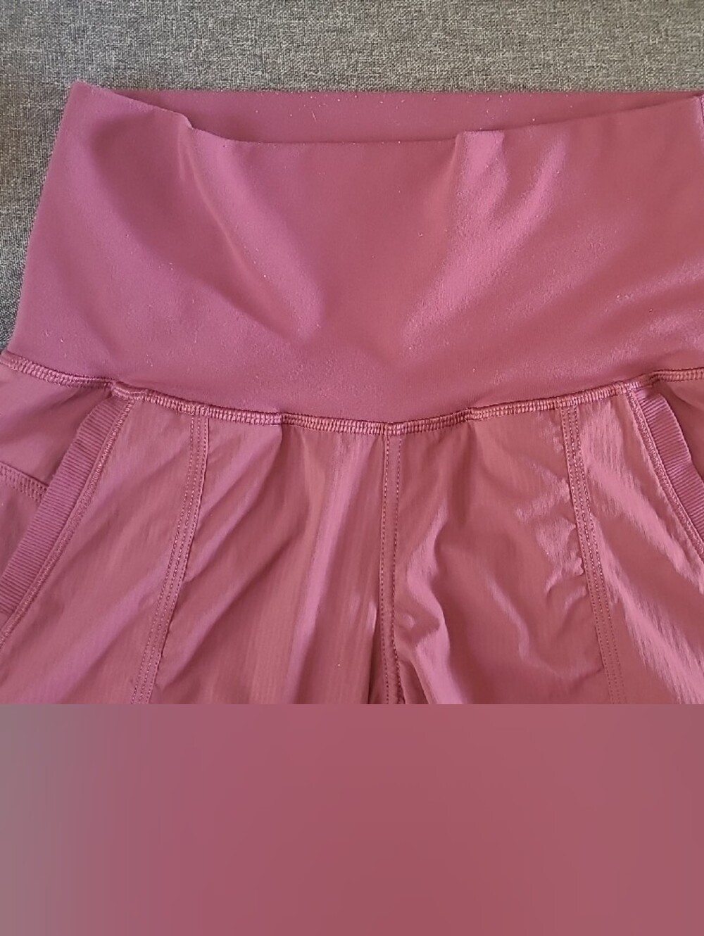 Lululemon In Flux Crop - Picture 2 of 9